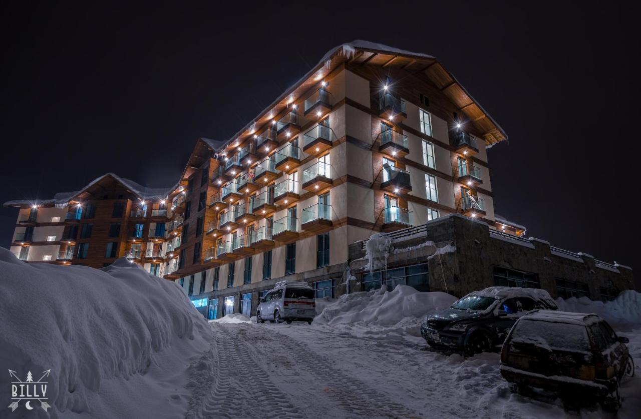 Snow Gudauri